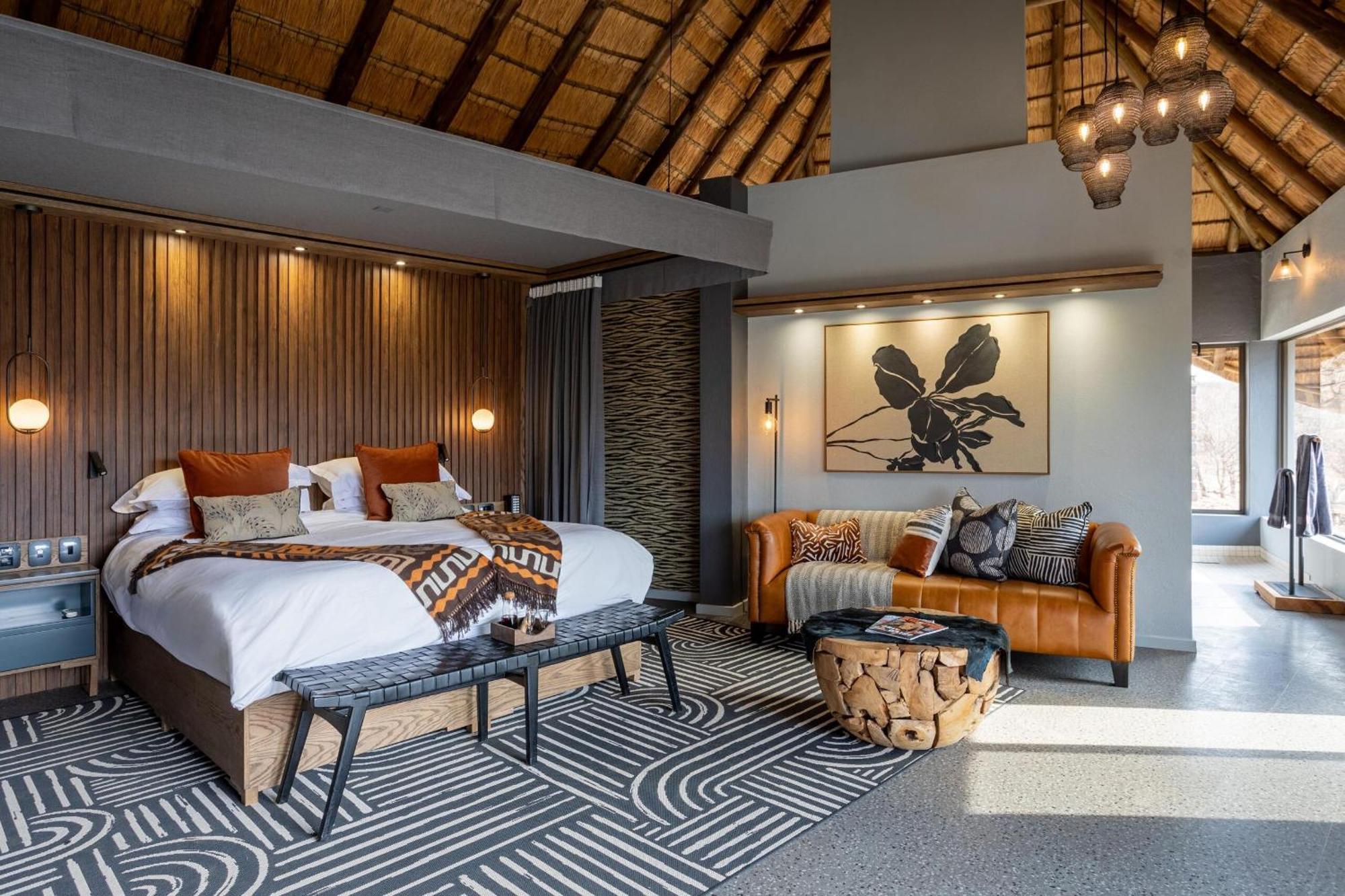 Tuningi Safari Lodge Reserva de Madikwe Exterior foto